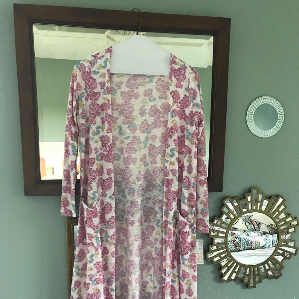 LuLaroe Xs sarah cardigan NWT